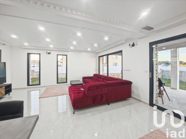 Maison 4 pièces de 108 m² à Saint-Hilaire-de-Brethmas (30560)