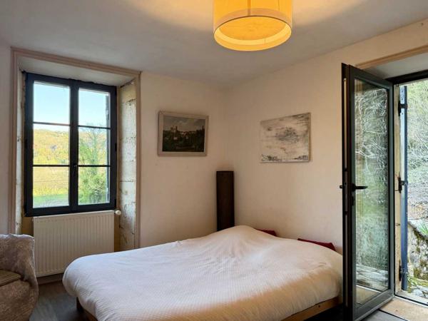 Maison ancienne - Sarlat-la-caneda Maison en pierres avec source, ruisseau et piscine – Proche Sarlat-la-Canéda
