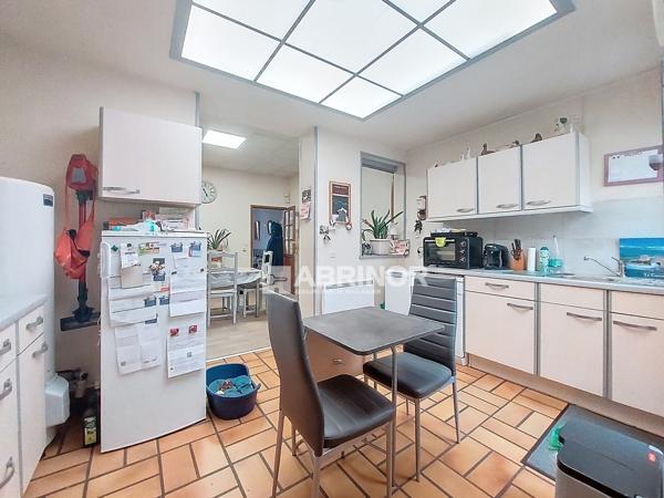 MAISON avec jardin. Chambre au Rez-de-chaussée - BLANC SEAU, proche métro CARLIER TOURCOING