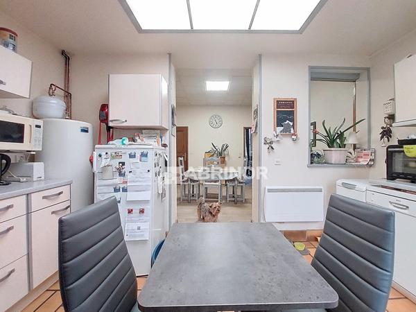 MAISON avec jardin. Chambre au Rez-de-chaussée - BLANC SEAU, proche métro CARLIER TOURCOING