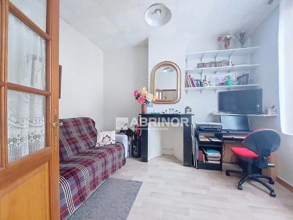 MAISON avec jardin. Chambre au Rez-de-chaussée - BLANC SEAU, proche métro CARLIER TOURCOING