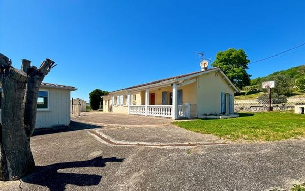 Maison à vendre    4 pièces •  Lectoure