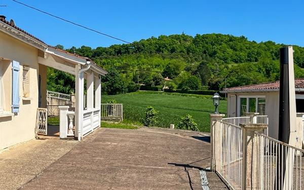 Maison à vendre    4 pièces •  Lectoure