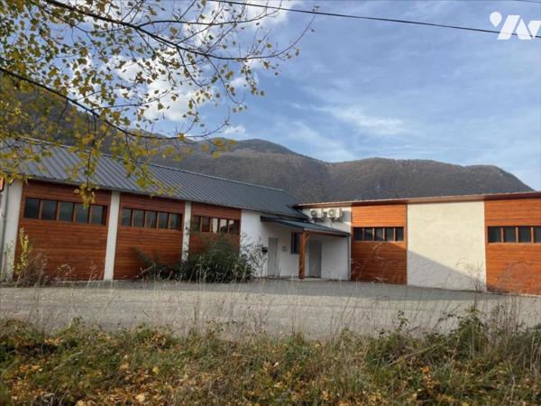 BATIMENT PROFESSIONNEL