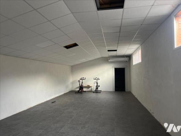 BATIMENT PROFESSIONNEL