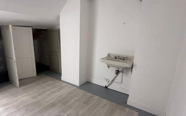 Maison à vendre    10 pièces •  Neuvic