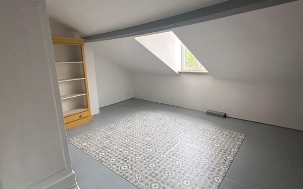 Maison à vendre    10 pièces •  Neuvic