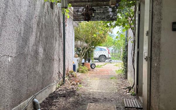 Maison à vendre    10 pièces •  Neuvic