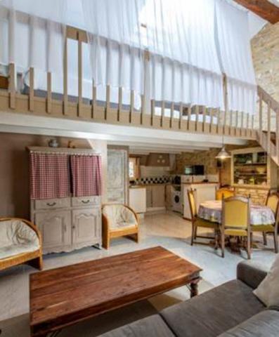 ISLE SUR LA SORGUE - ENSEMBLE IMMOBILIER - 372 M2 - PARC - - -6600M2 - PISCINE - 1 460 000