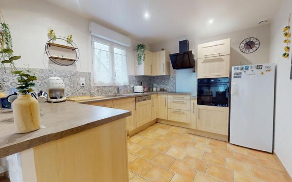 Maison à vendre    4 pièces •  Teurthéville-Bocage