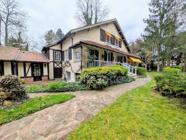 Maison de charme au cœur du Parc Beauséjour – cadre exceptionnel, sans vis-à-vis