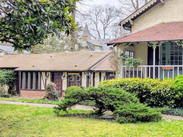 Maison de charme au cœur du Parc Beauséjour – cadre exceptionnel, sans vis-à-vis