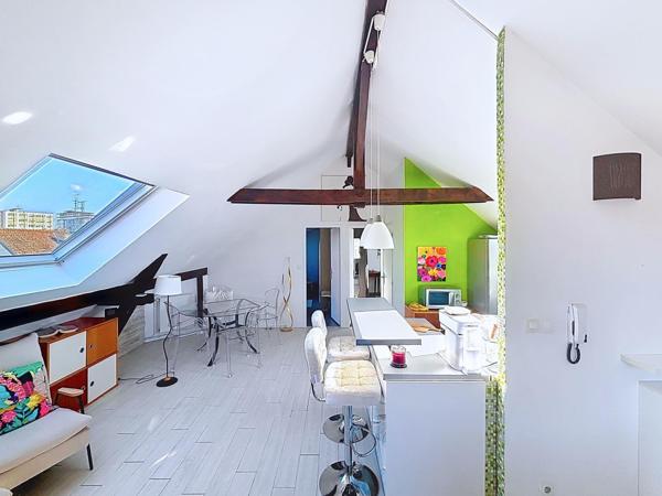 Appartement lumineux  avec garage