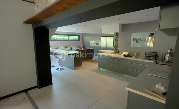 Maison de 380 m²
