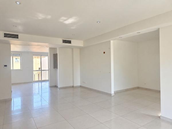 Appartement Balaruc Les Bains 4 pièce(s) 88 m2 avec garage