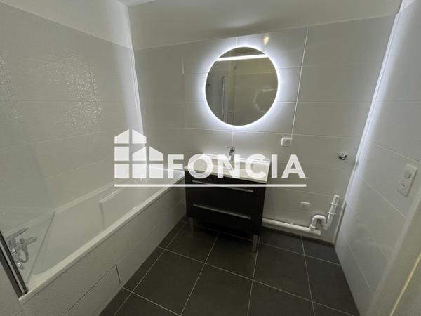 Location Appartement 3 pièces 60 m² - Clichy 92110