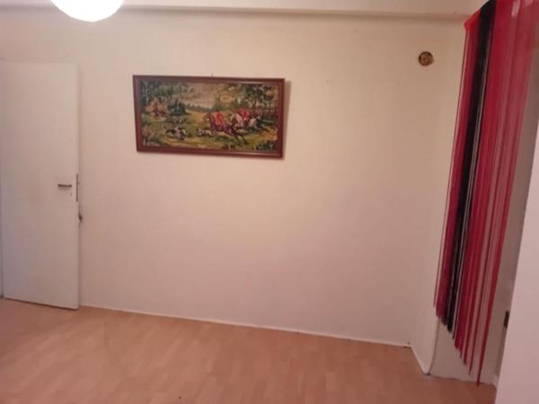 Maison  3 pièces 66 m2 caves jardin