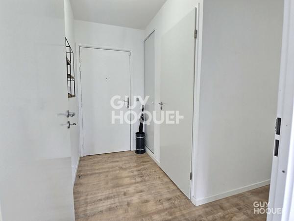 TRES BEAU 4 PIECES + GRAND BALCON + PARKING