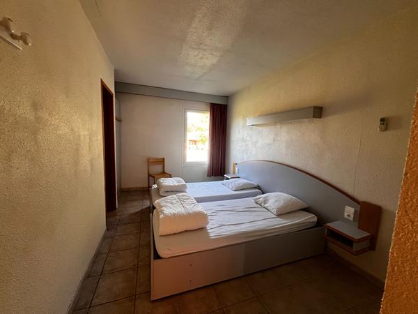 Belle vue dans un cadre verdoyant, maison 2 chambres