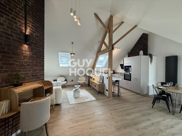 CENTRE VILLE - APPARTEMENT ENTIÈREMENT RÉNOVÉ D'ENVIRON 70M²