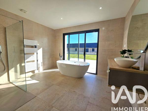 Maison à vendre 5 pièces 180 m² Octeville-sur-Mer