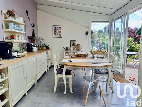 Maison 9 pièces de 163 m² à Locmiquélic (56570)