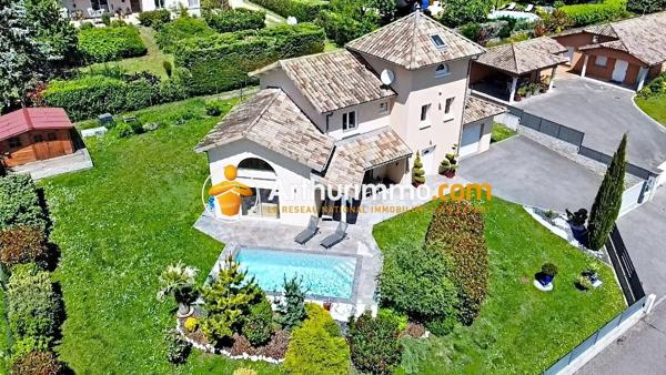 Vente                                                      Maison
                        
                     5 pièces                      145 m2                     à Ruy-Montceau