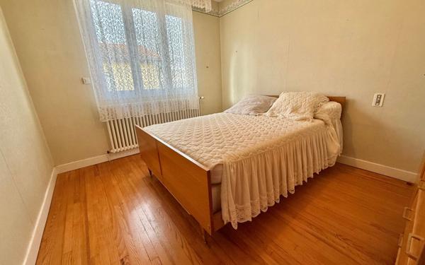 Maison à vendre    5 pièces •  Lacrouzette