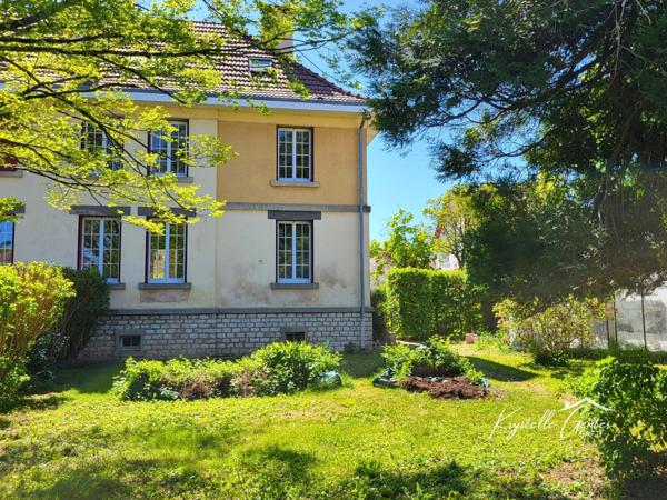 Maison 5 chambres, proche école et commodités