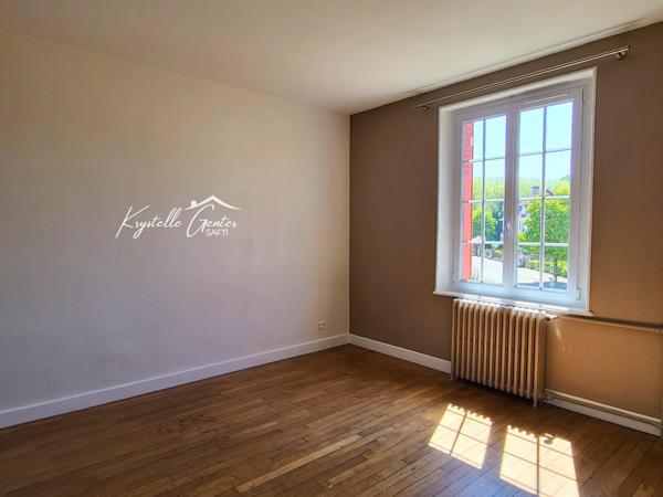 Maison 5 chambres, proche école et commodités