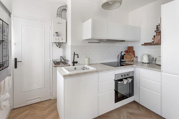 Appartement coup de coeur à Nantes t4 de 65.90 m2 en dernier étage .,  
Nantes 44100