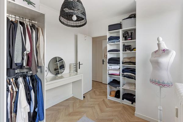 Appartement coup de coeur à Nantes t4 de 65.90 m2 en dernier étage .,  
Nantes 44100