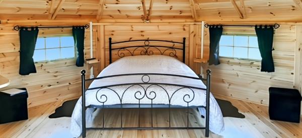 Saint-Pol-sur-Ternoise (62130) Ferme authentiques et 6 gîtes sur 1.5 hectares (terrain constructible)