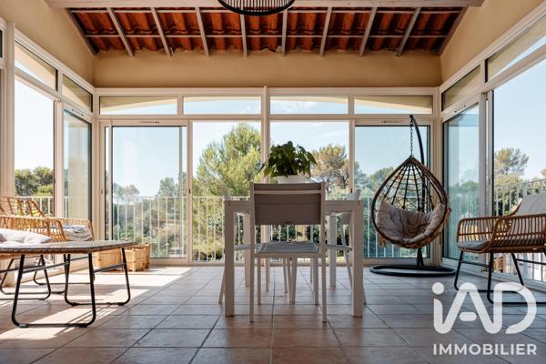 Maison à vendre 5 pièces 206 m² Cuers