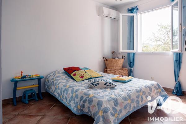 Maison à vendre 5 pièces 206 m² Cuers