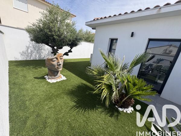 Maison à vendre 5 pièces 132 m² Saint-Cyr-sur-Mer
