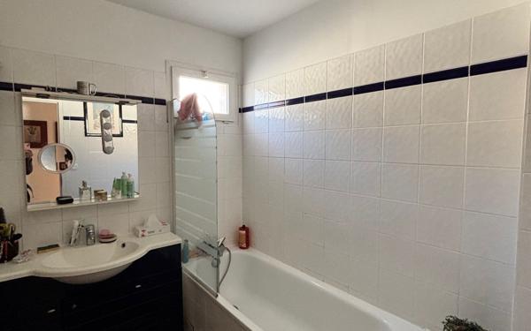 Appartement à vendre    3 pièces • 70,41 m2 Châteaurenard