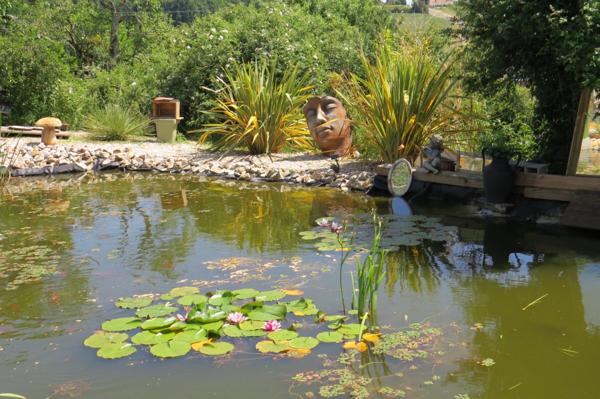 Prieuré de caractère  7 pièces proche Blois   vue dominante  3 minutes du lac , du golf , idéal maison secondaire
