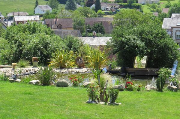 Prieuré de caractère  7 pièces proche Blois   vue dominante  3 minutes du lac , du golf , idéal maison secondaire