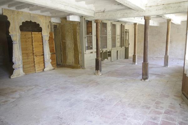 Maison à vendre 8 pièces AIGNAN (32) d'une surface de 250 m² +105 m² espace commercial ou autre.