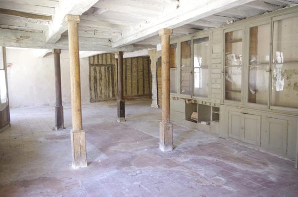Maison à vendre 8 pièces AIGNAN (32) d'une surface de 250 m² +105 m² espace commercial ou autre.