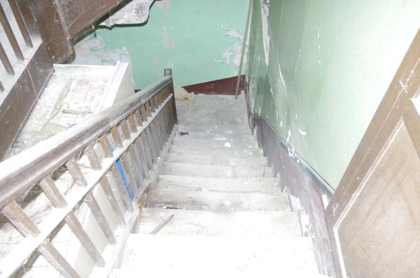 Maison à vendre 8 pièces AIGNAN (32) d'une surface de 250 m² +105 m² espace commercial ou autre.