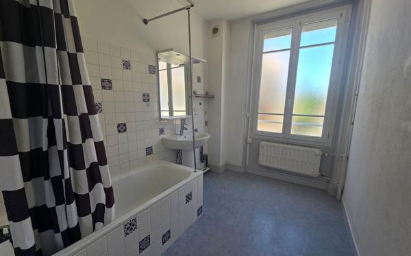 Appartement à louer    3 pièces •  Château-Thierry