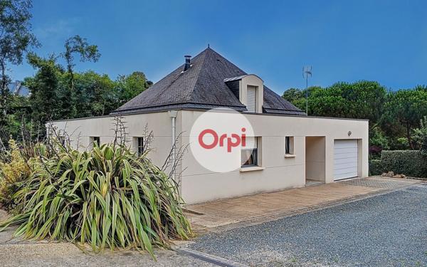 Maison à vendre    5 pièces •  Elven