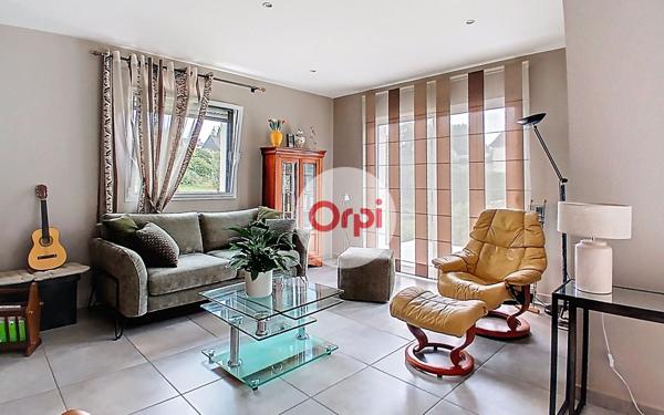 Maison à vendre    5 pièces •  Elven