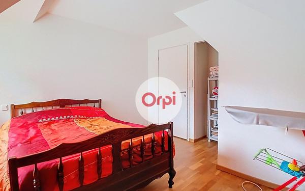 Maison à vendre    5 pièces •  Elven