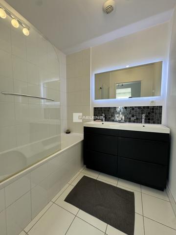 Appartement T4 à La Madeleine - Réf. vsm5646ddd