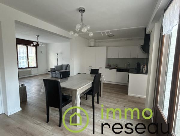 Maison à LA CHAPELLE D'ARMENTIERES (59930)