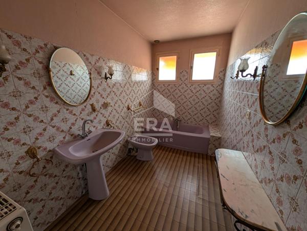 Maison Périgourdine à Montpon-Ménestérol 7 pièces 171 m2