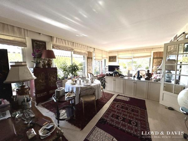 VENTE VIAGER OCCUPE DANS UNE RESIDENCE GRAND STANDING